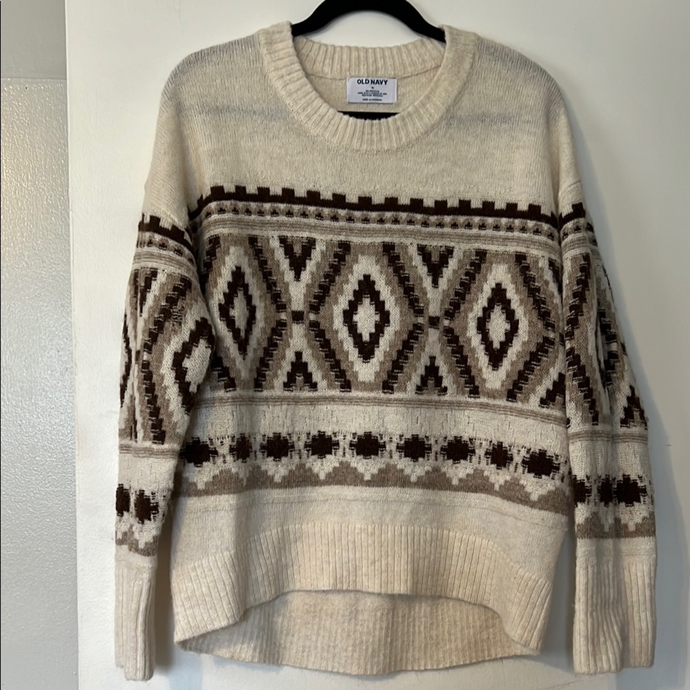 Old Navy Women’s Cream and Brown Patterned Sweater